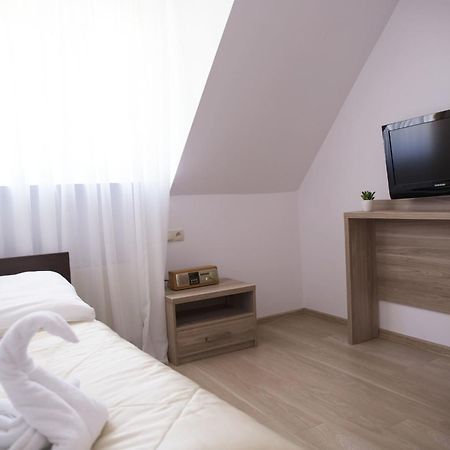 Osrodek Wypoczynku I Rekreacji Venus Hotel Mrzeżyno Cameră foto